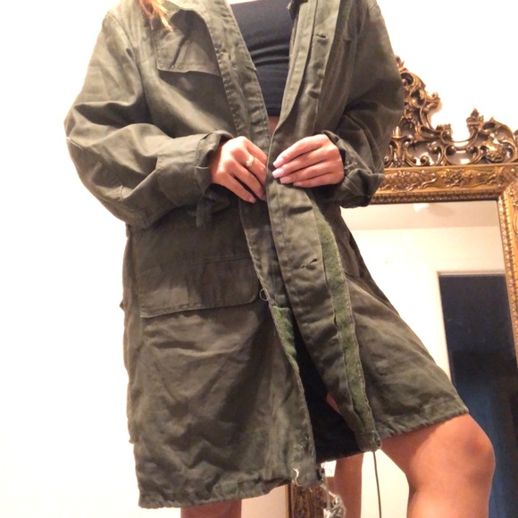 Vintage Urban Outfitter’s Utility Jacket - Picture 3 of 4